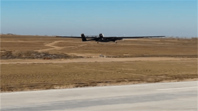 威慑印军！中国“大家伙”冲上8000米高空 (图2)