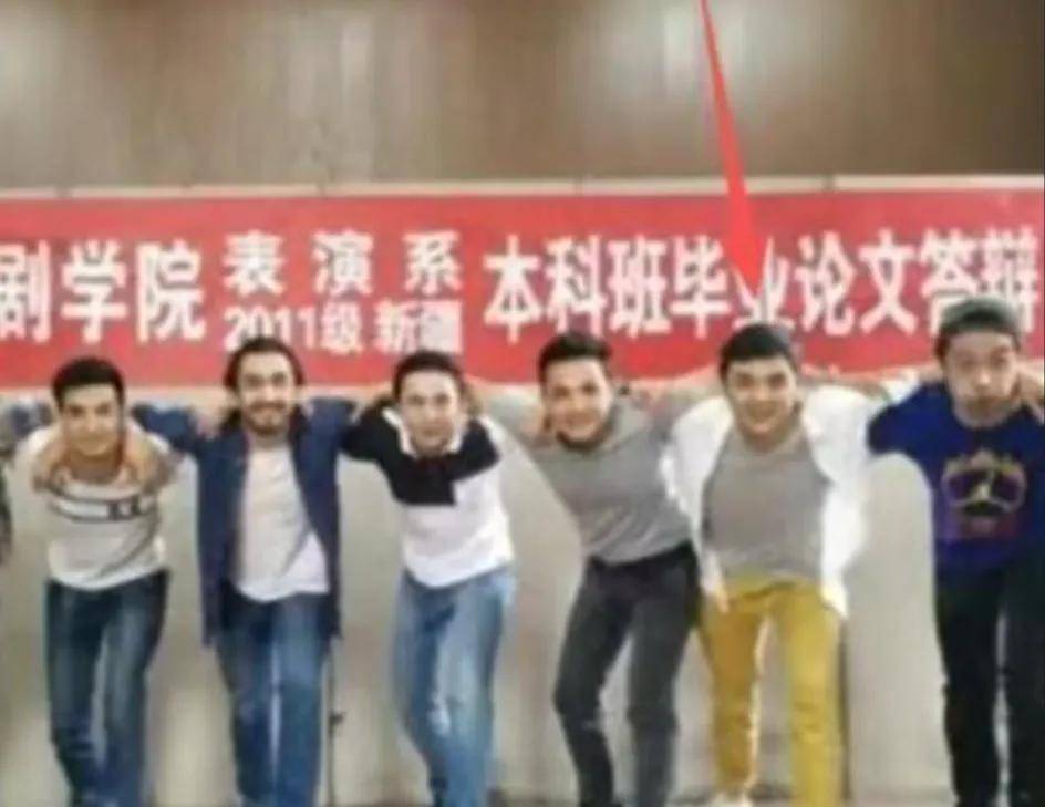 闫学晶毫发无伤？辽宁卫视关评不回应，佐香园官网首页还是闫学晶 (图23)