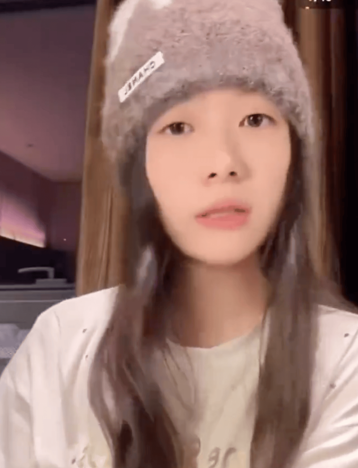 刘一诺直播回应与檀健次恋情 否认恋爱给她带来资源 (图1)