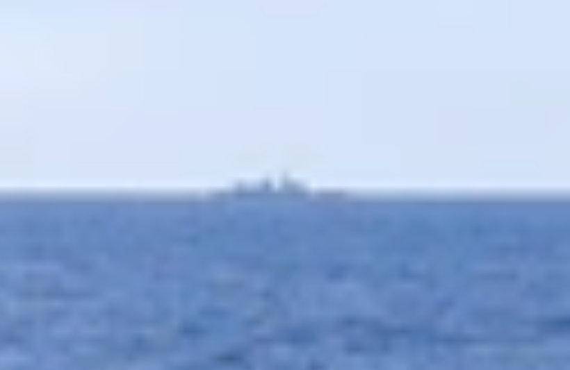 双方没碰面？看到中国海军055万吨大驱冲过来，菲军从黄岩岛跑了 (图10)