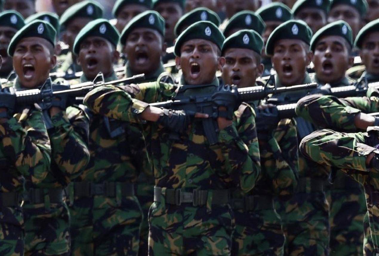 正面硬刚美国!拒绝美军战机降落,还救援伊朗水兵 ,斯里兰卡总统:坚持中立!(图2) f15141e4245afce15c9a521323c214b0_e74401048b174207af5019f18f83bbba~tplv-tt-origin-web:gif__iz=58558&from=article.pc_detail&lk3s=953192f4&x-expires=1774752135&x-signature=w%2BeCDWEWeqyOZdeK6Xn4FFI6kK4%3D.jpeg