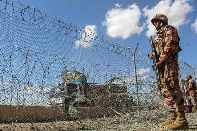 空袭刚过就停火？巴阿协议细思极恐：这不是和平，是暴风雨的前奏 (图1)