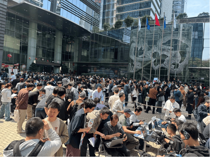 Meta 内讧缠身，马斯克核心人才流失，中国AI迎来历史机遇 (图8)