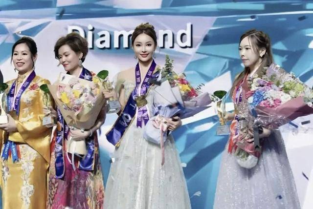 香港知名男星前妻整容成瘾，卖保险年入500万，成功跻身上流圈子 (图2)