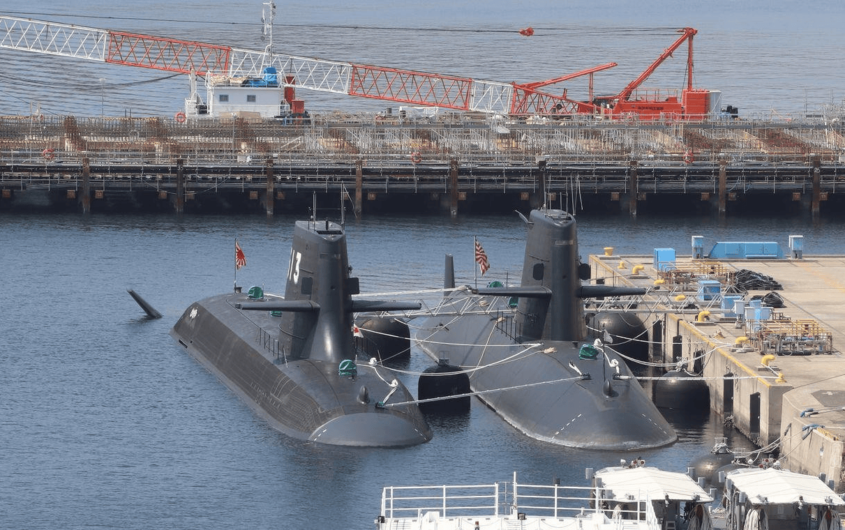 日战机长见识了，东海上出现前所未见中国战机，美日潜艇藏不住了 (图6)